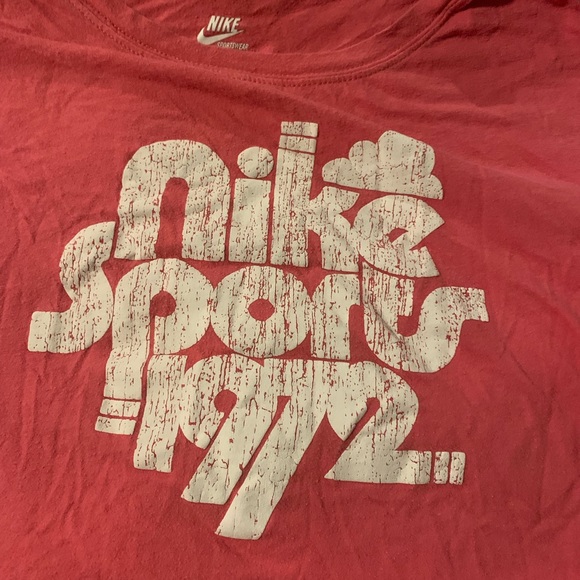 2 for $10 Pink NIKE Sport 1972 T-Shirt women’s L - Picture 4 of 6